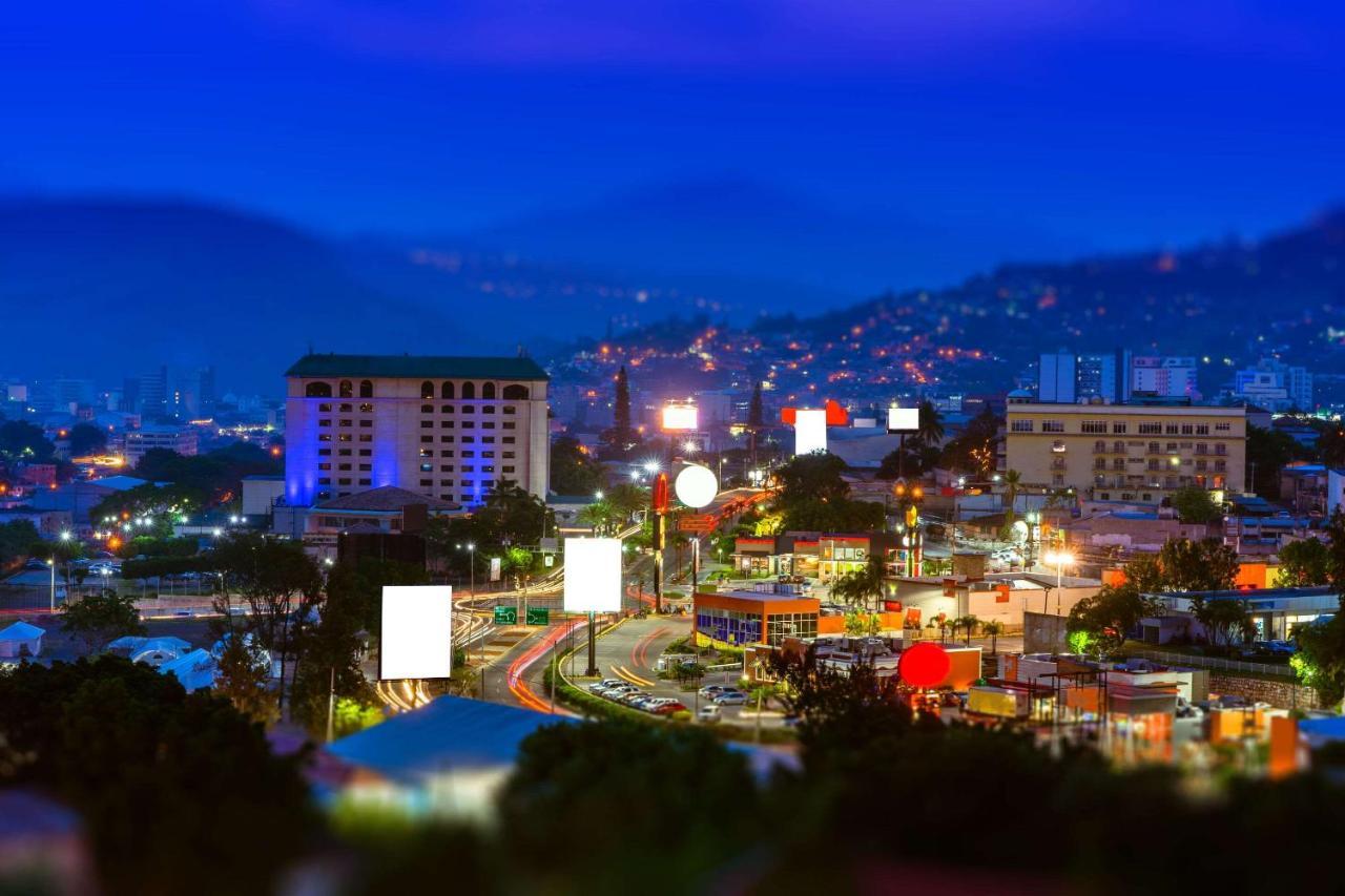 Clarion Hotel Real Tegucigalpa Esterno foto