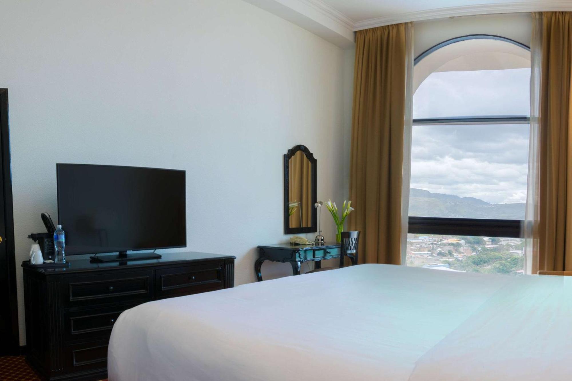 Clarion Hotel Real Tegucigalpa Esterno foto